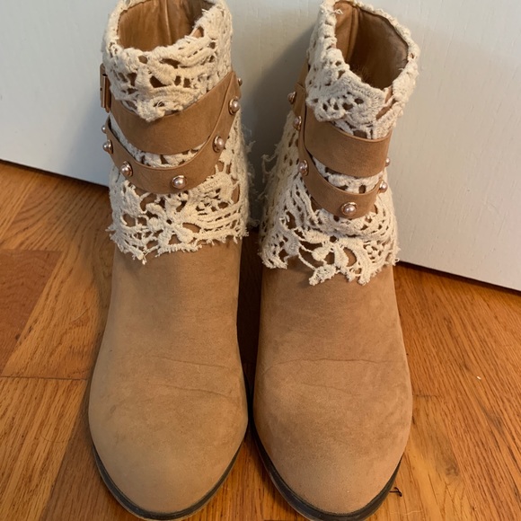 Booties - Picture 4 of 5